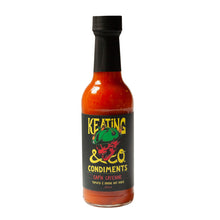 Load image into Gallery viewer, Cap&#39;n Cayenne [Tomato &amp; Garlic Hot Sauce]