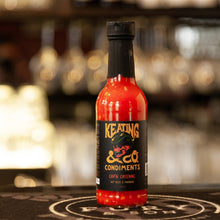 Load image into Gallery viewer, Cap&#39;n Cayenne [Tomato &amp; Garlic Hot Sauce]